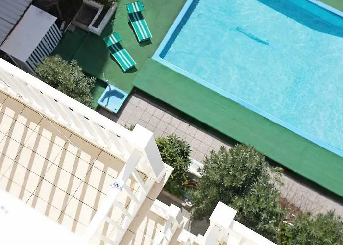 מלון C-hotels Aiglon